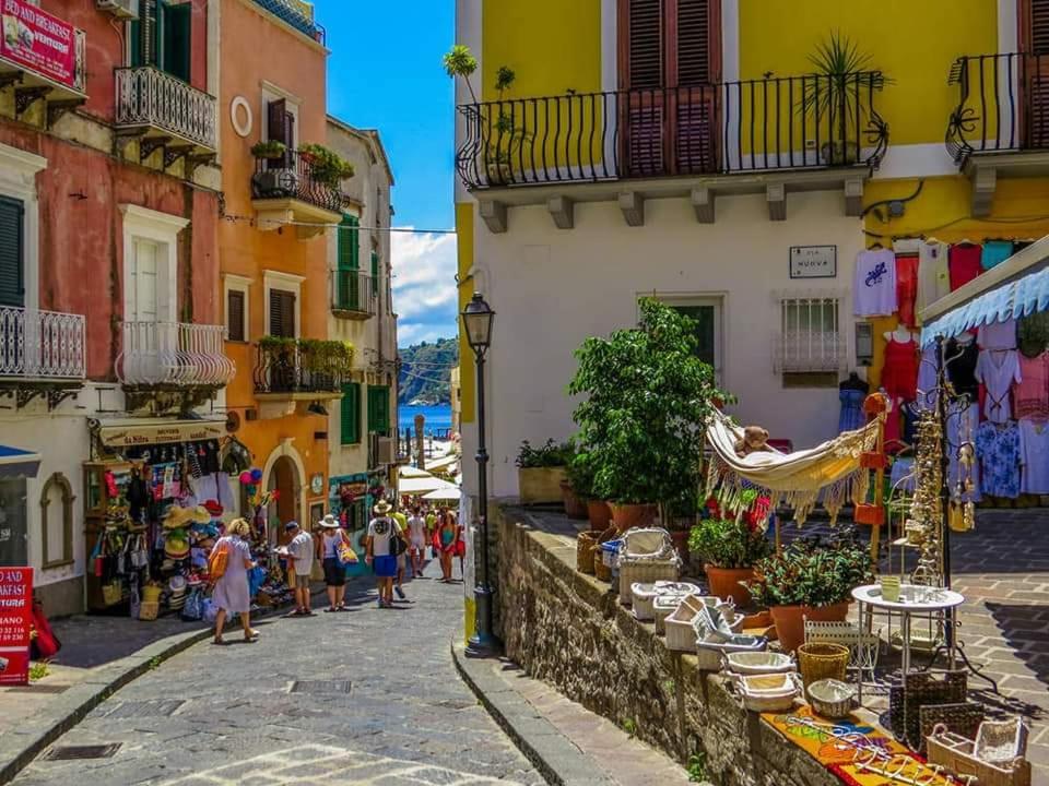 Lipari Centro Storico Flat 6 Mins From Port Apartment ภายนอก รูปภาพ